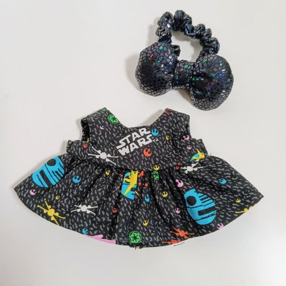Custom Star Wars Dress and Metallic Bow to fit Labubu - Picture 4 of 5
